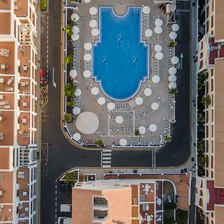 Ξενοδοχείο με διαμερίσματα Hollywood Mirage - Excel & Los Cristianos (Tenerife)