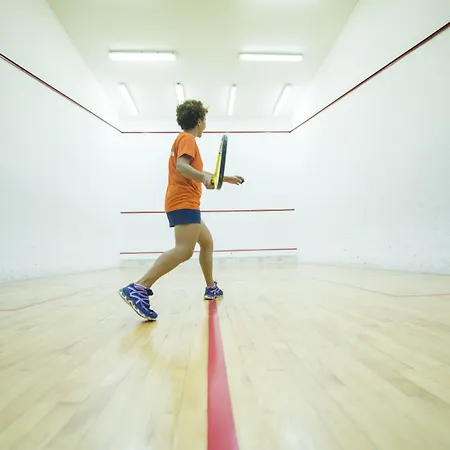 Ona Hollywood Mirage アパートホテル ロスクリスティアーノス