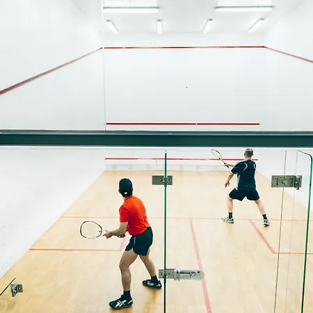 アパートホテル Ona Hollywood Mirage