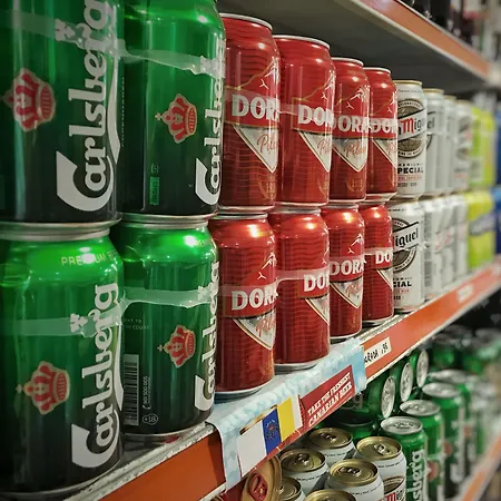 Ona Hollywood Mirage アパートホテル ロスクリスティアーノス