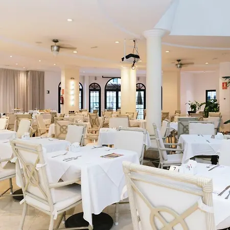 Ona Hollywood Mirage アパートホテル 4*