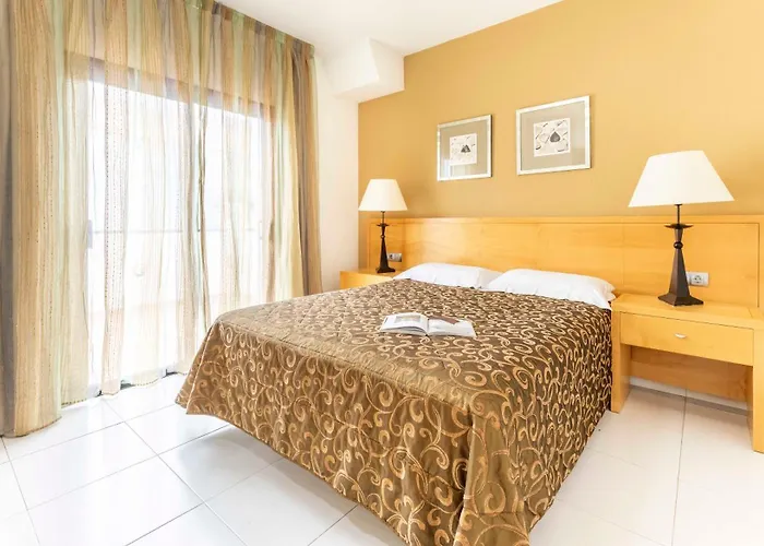 Apart-hotel Ona Hollywood Mirage 4*