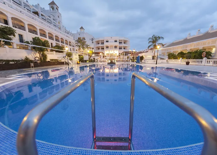 Ona Hollywood Mirage Apart-hotel