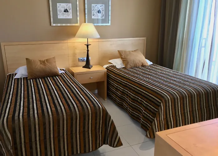 Ona Hollywood Mirage Apart-hotel 4*