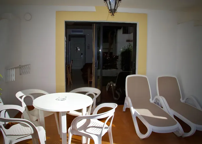 Ona Hollywood Mirage Apart-hotel 4*