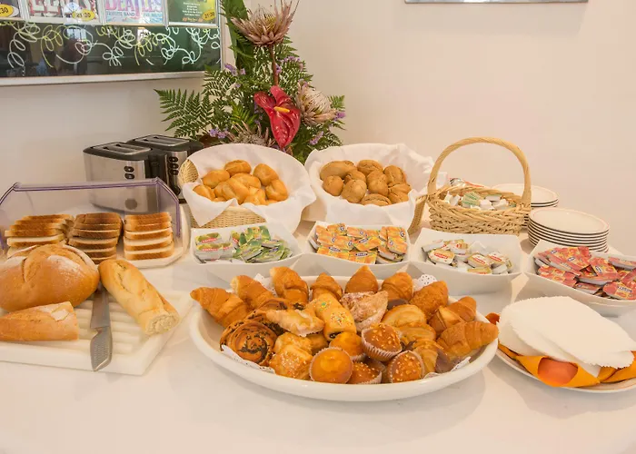 Apart-hotel Ona Hollywood Mirage 4*