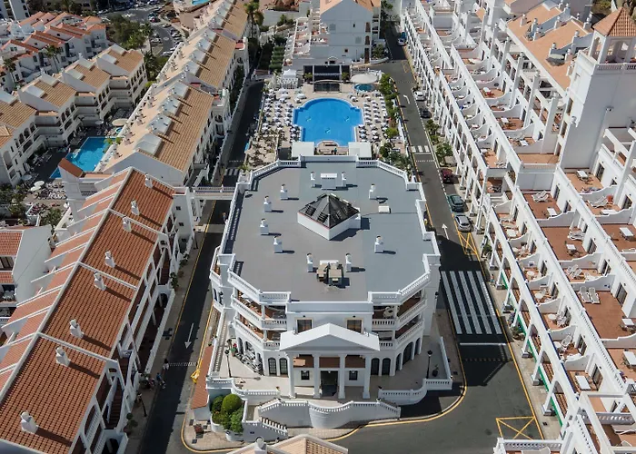 Ona Hollywood Mirage