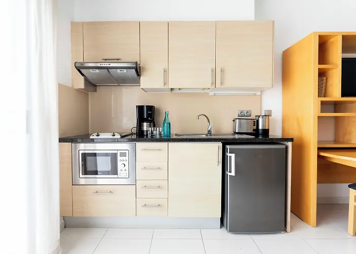 Apart-hotel Ona Hollywood Mirage Los Cristianos (Tenerife)